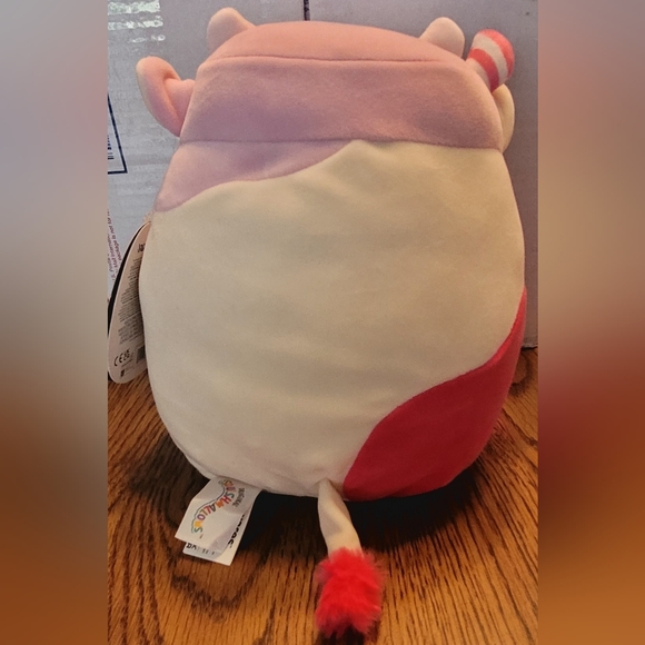 Squishmallows Strawberry Moo Pair - Picture 4 of 7